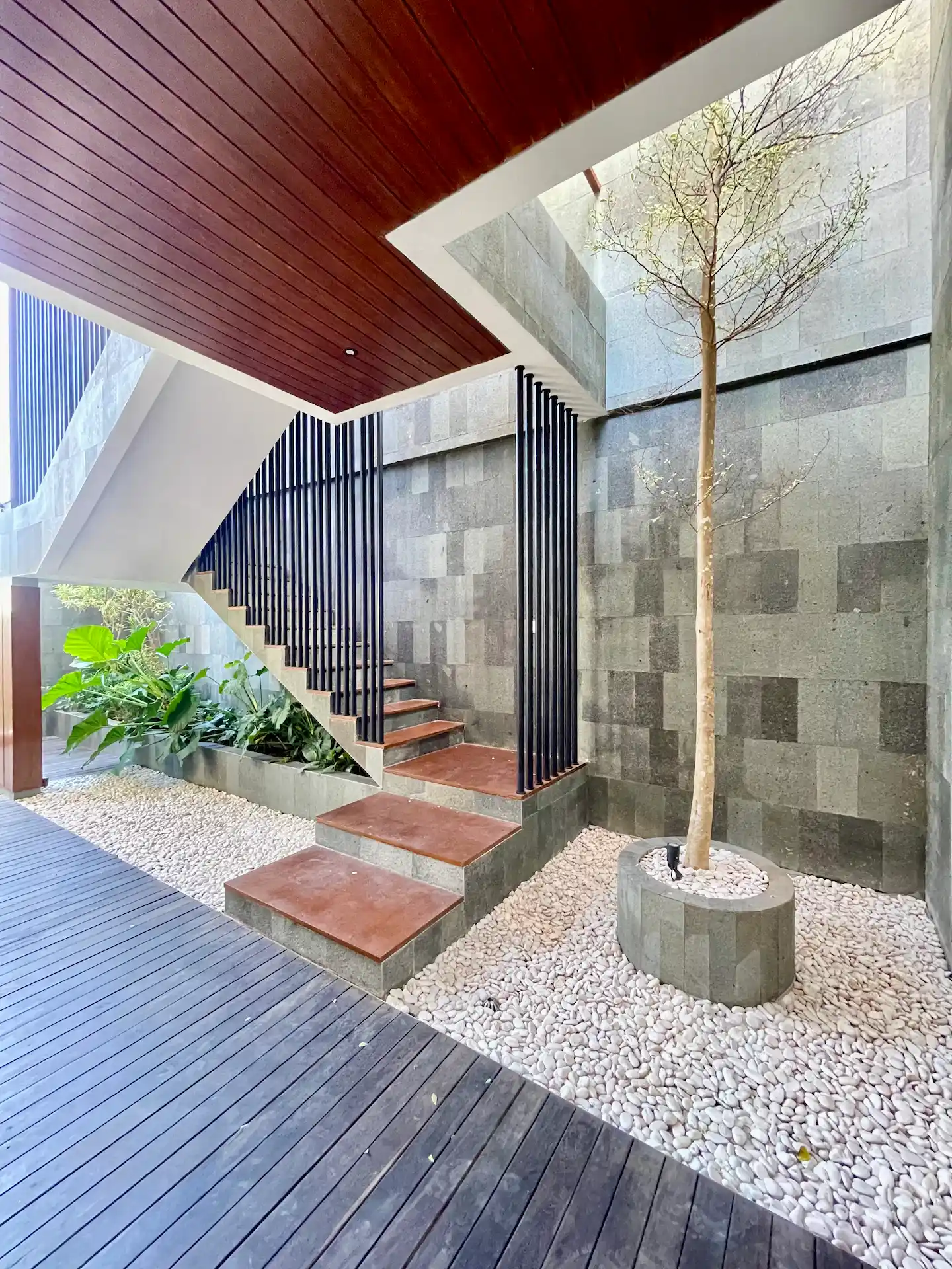 3br